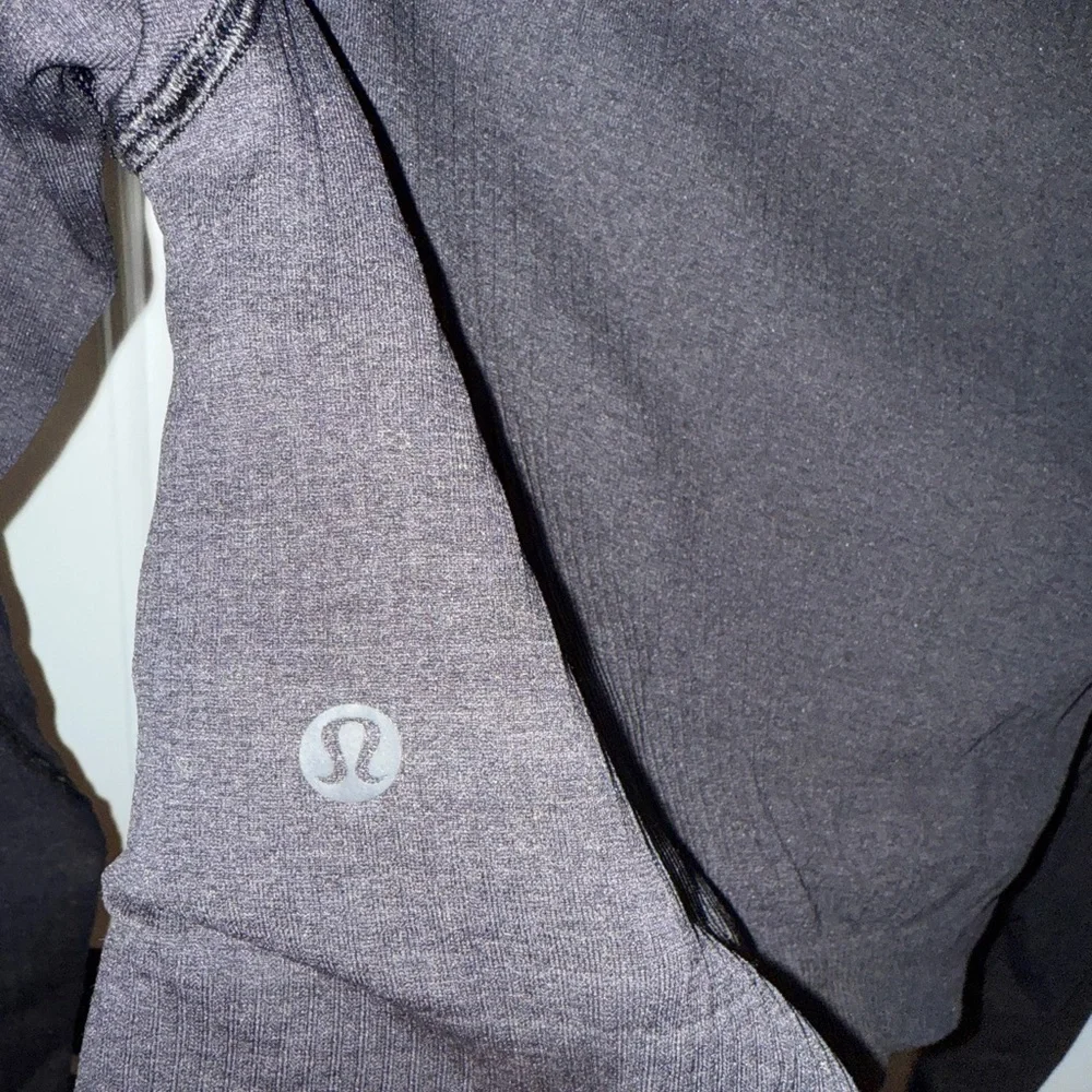 Lululemon Ebb to Street long sleeve shirt - Picture 5 of 6